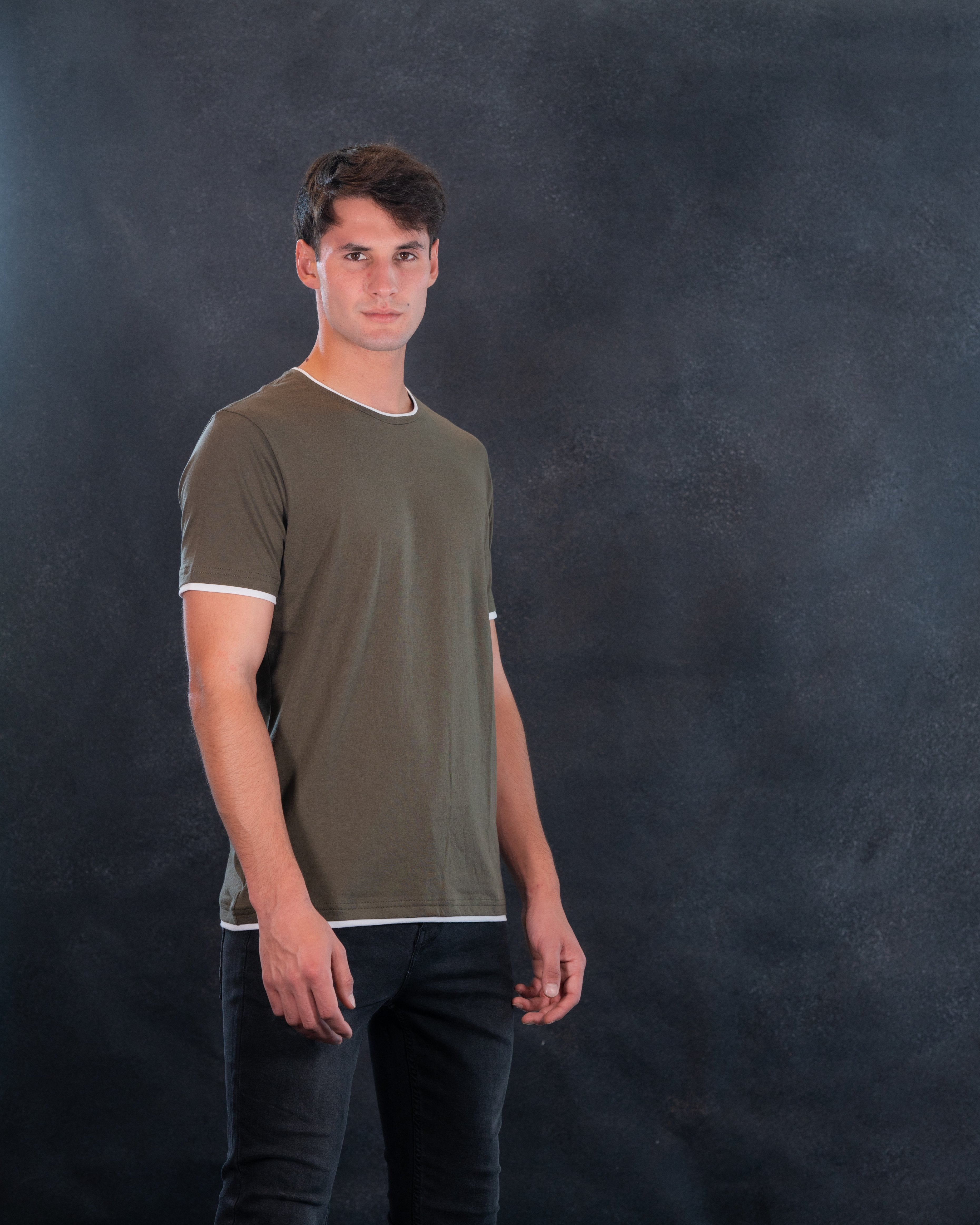 Polera San Sebastián Oliva Oscuro